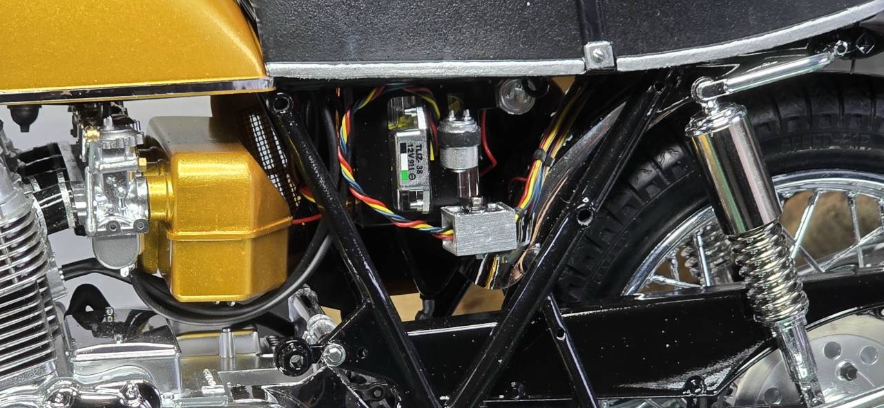 CB750_5