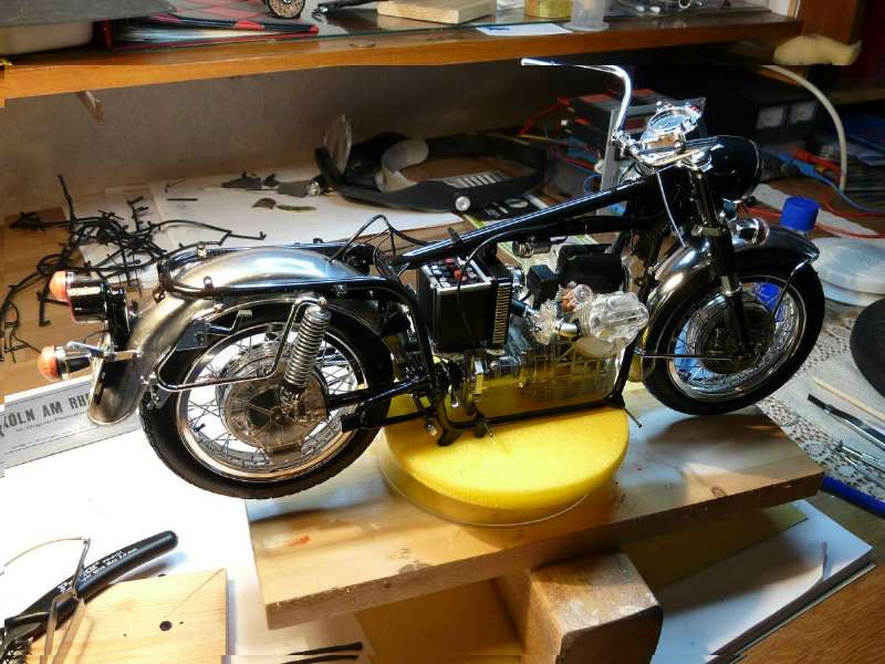 Moto_Guzzi_Bau_2