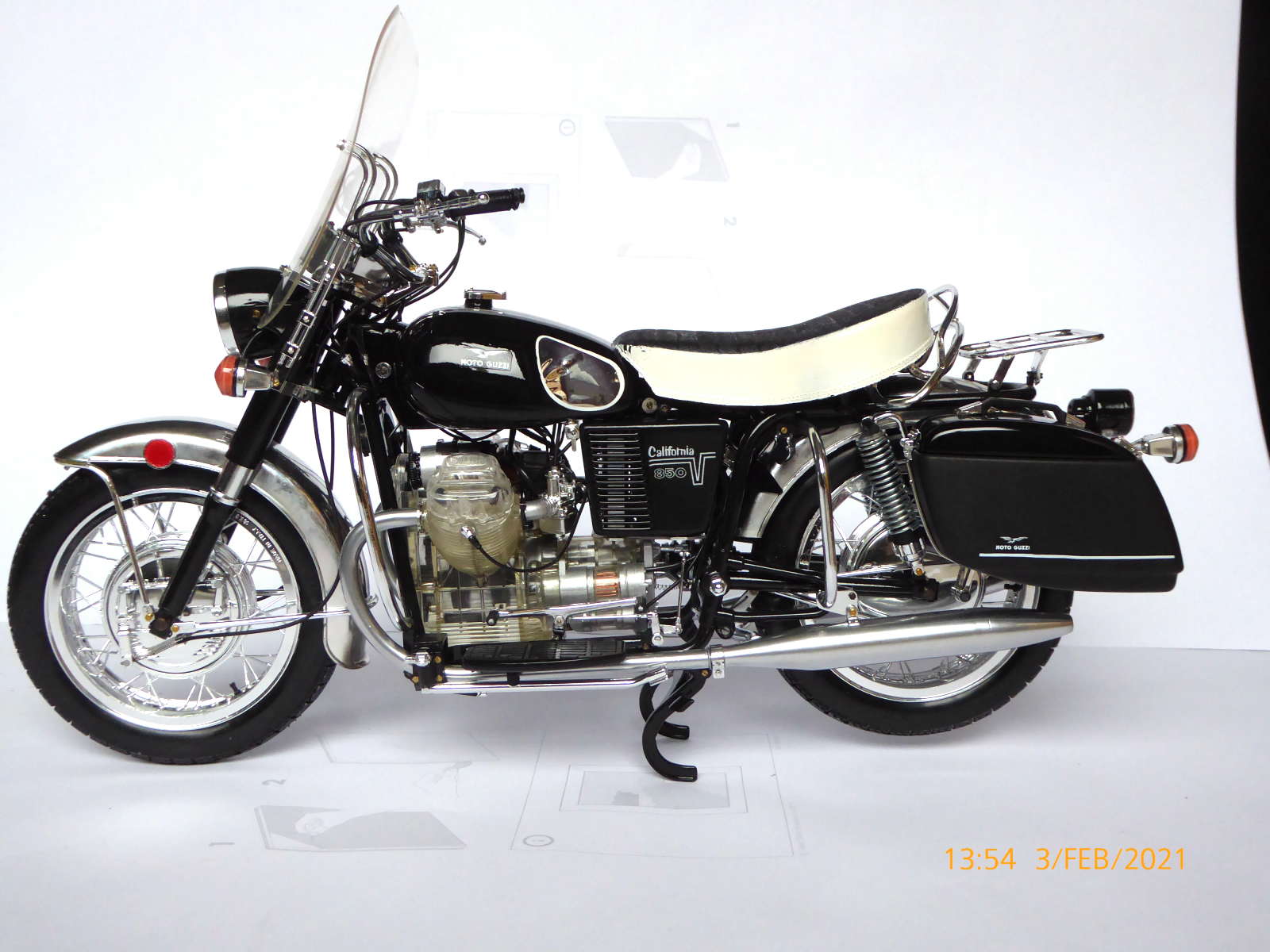 Moto_Guzzi_links_1