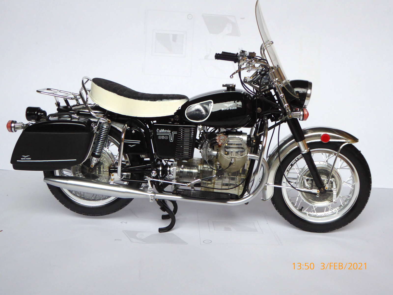Moto_Guzzi_rechts_1